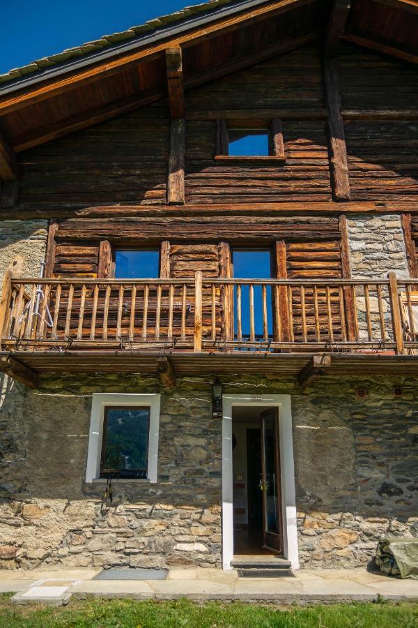 Nido Delle Aquile Apartamento Cogne Exterior foto
